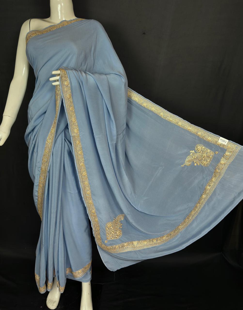 Contrast Weave with Zari Border